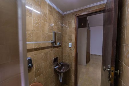 Casa à venda com 129m², 3 quartos e 5 vagas Casa à venda com 129m², 3 quartos e 5 vagasBanheiro do Quarto 3 - CASA 2