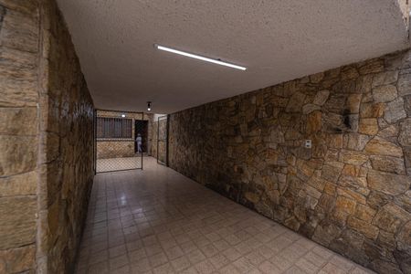 Casa à venda com 129m², 3 quartos e 5 vagas Casa à venda com 129m², 3 quartos e 5 vagasGaragem