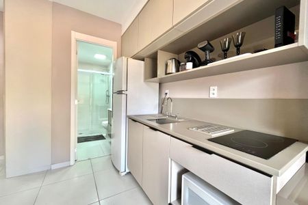 Studio para alugar com 24m², 1 quarto e sem vaga Studio para alugar com 24m², 1 quarto e sem vagaCozinha