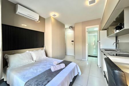 Studio para alugar com 24m², 1 quarto e sem vaga Studio para alugar com 24m², 1 quarto e sem vagaSala/Quarto