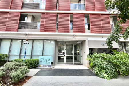 Studio para alugar com 24m², 1 quarto e sem vaga Studio para alugar com 24m², 1 quarto e sem vagaFachada