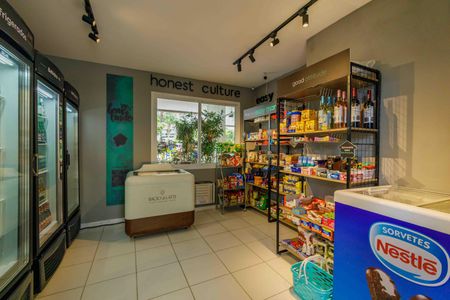 Apartamento à venda com 171m², 4 quartos e 3 vagas Apartamento à venda com 171m², 4 quartos e 3 vagasÁrea Comum