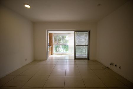 Sala de apartamento à venda com 4 quartos, 171m² em Barra da Tijuca, Rio de Janeiro