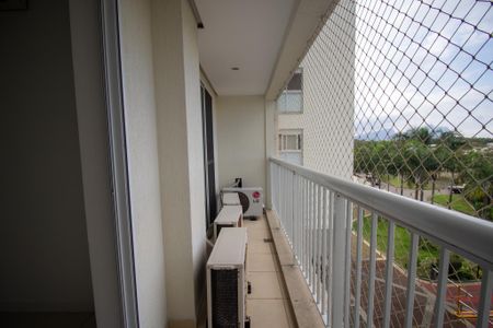 Apartamento à venda com 171m², 4 quartos e 3 vagas Apartamento à venda com 171m², 4 quartos e 3 vagasSacada da Suíte 2 e 3