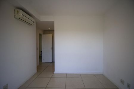 Apartamento à venda com 171m², 4 quartos e 3 vagas Apartamento à venda com 171m², 4 quartos e 3 vagasSuíte 2