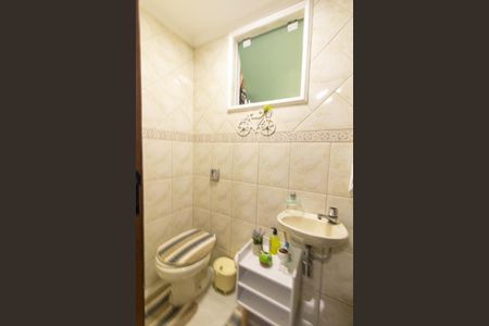 Casa para alugar com 255m², 3 quartos e 3 vagasLavabo