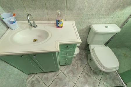 Casa para alugar com 255m², 3 quartos e 3 vagasBanheiro Social