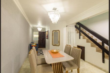 Casa para alugar com 255m², 3 quartos e 3 vagasSala