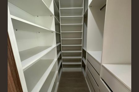 Apartamento à venda com 44m², 2 quartos e 1 vagaCloset do Quarto 2