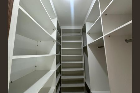 Apartamento à venda com 44m², 2 quartos e 1 vagaCloset do Quarto 2