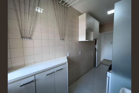 Apartamento para alugar com 69m², 3 quartos e 1 vagaÁrea de Serviço