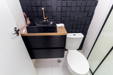 Apartamento para alugar com 33m², 2 quartos e sem vaga Apartamento para alugar com 33m², 2 quartos e sem vagaBanheiro