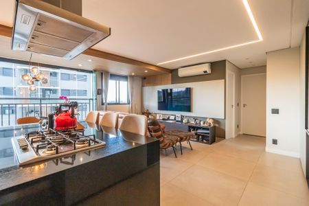 Sala de apartamento para alugar com 2 quartos, 69m² em Alphaville Empresarial, Barueri