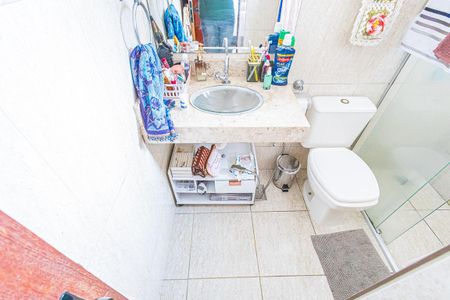 Casa de condomínio à venda com 80m², 3 quartos e 1 vaga Casa de condomínio à venda com 80m², 3 quartos e 1 vagaBanheiro da Suíte