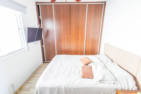 Casa de condomínio à venda com 80m², 3 quartos e 1 vaga Casa de condomínio à venda com 80m², 3 quartos e 1 vagaSuíte