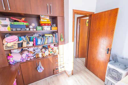 Casa de condomínio à venda com 80m², 3 quartos e 1 vaga Casa de condomínio à venda com 80m², 3 quartos e 1 vagaQuarto 2