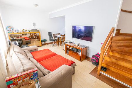 Casa de condomínio à venda com 80m², 3 quartos e 1 vaga Casa de condomínio à venda com 80m², 3 quartos e 1 vagaSala