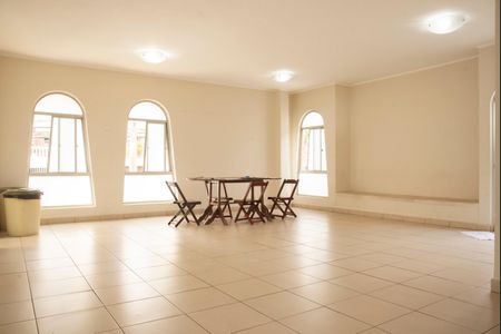 Apartamento para alugar com 58m², 2 quartos e 1 vagaÁrea comum - Salão de festas