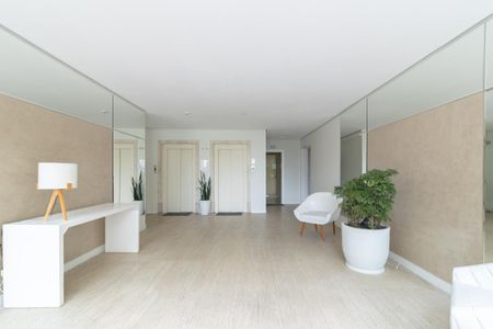 Apartamento para alugar com 36m², 1 quarto e 1 vagaÁrea comum - Hall Social