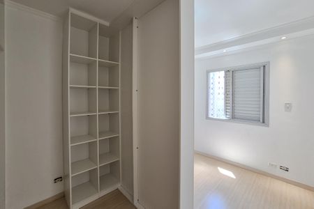 Apartamento à venda com 98m², 3 quartos e 1 vagaQuarto 2