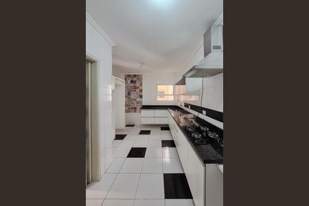 Apartamento à venda com 98m², 3 quartos e 1 vagaCozinha - Armários