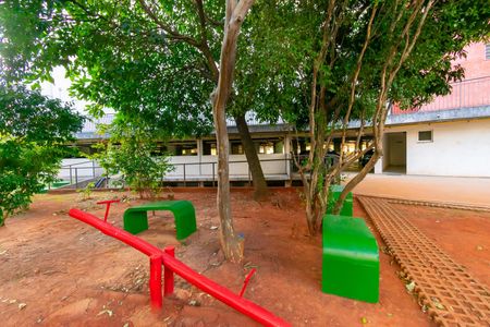 Apartamento para alugar com 45m², 2 quartos e 1 vagaÁrea comum 