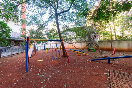 Apartamento para alugar com 45m², 2 quartos e 1 vagaÁrea comum - Playground