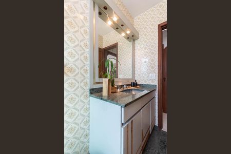 Apartamento à venda com 94m², 3 quartos e 1 vagaBanheiro social