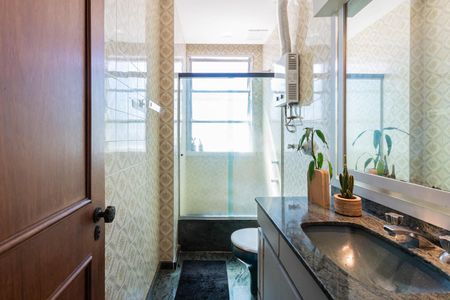 Apartamento à venda com 94m², 3 quartos e 1 vagaBanheiro social