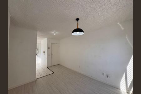 Sala de apartamento para alugar com 2 quartos, 42m² em Vargem Pequena, Rio de Janeiro