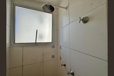 Banheiro Social de apartamento para alugar com 2 quartos, 42m² em Vargem Pequena, Rio de Janeiro