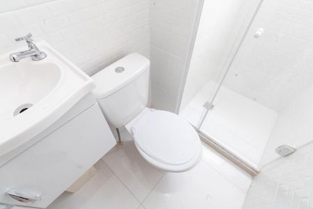 Apartamento para alugar com 44m², 2 quartos e 1 vaga Apartamento para alugar com 44m², 2 quartos e 1 vagaBanheiro