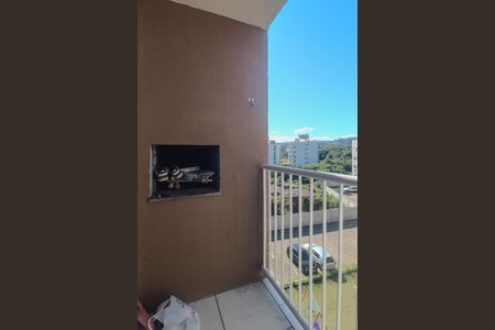 Varanda da sala de apartamento à venda com 2 quartos, 51m² em Vila Nova, Porto Alegre