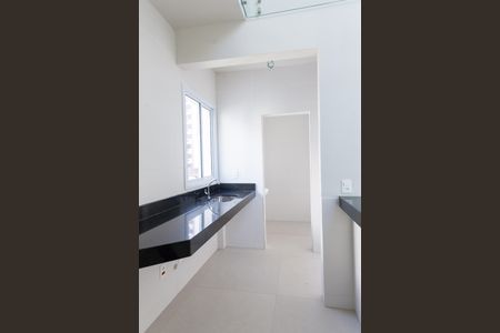 Apartamento à venda com 126m², 2 quartos e 2 vagasCozinha