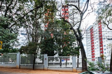 Apartamento para alugar com 2 quartos, 57m² em Rio Branco, Belo Horizonte