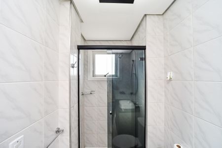 Apartamento à venda com 164m², 3 quartos e 2 vagas Apartamento à venda com 164m², 3 quartos e 2 vagasBanheiro da Suíte