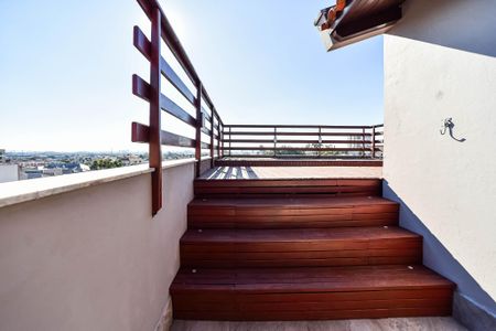 Apartamento à venda com 164m², 3 quartos e 2 vagas Apartamento à venda com 164m², 3 quartos e 2 vagasPiscina