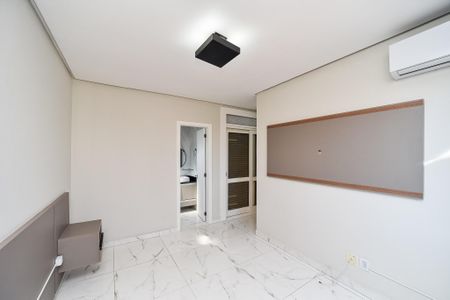 Apartamento à venda com 164m², 3 quartos e 2 vagas Apartamento à venda com 164m², 3 quartos e 2 vagasSuíte