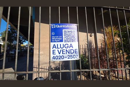 Apartamento à venda com 164m², 3 quartos e 2 vagas Apartamento à venda com 164m², 3 quartos e 2 vagasPlaquinha
