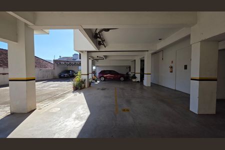 Garagem de apartamento à venda com 3 quartos, 164m² em Passo da Areia, Porto Alegre