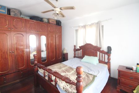 Casa para alugar com 220m², 3 quartos e 5 vagasSuíte 2