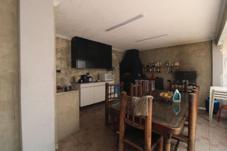 Casa para alugar com 220m², 3 quartos e 5 vagasChurrasqueira