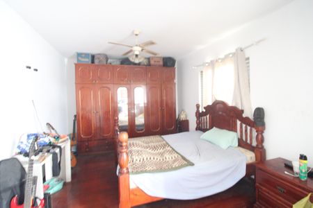 Casa para alugar com 220m², 3 quartos e 5 vagasSuíte 2