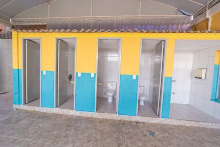 Casa para alugar com 300m², 8 quartos e 6 vagas