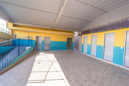 Casa para alugar com 300m², 8 quartos e 6 vagas