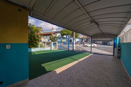Casa para alugar com 300m², 8 quartos e 6 vagas