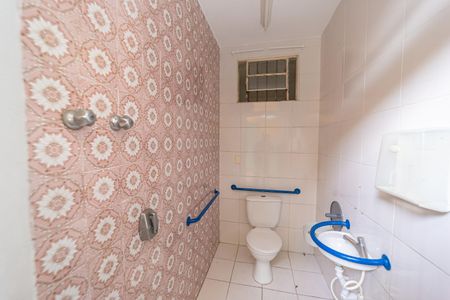 Casa para alugar com 300m², 8 quartos e 6 vagas