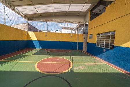 Casa para alugar com 300m², 8 quartos e 6 vagas