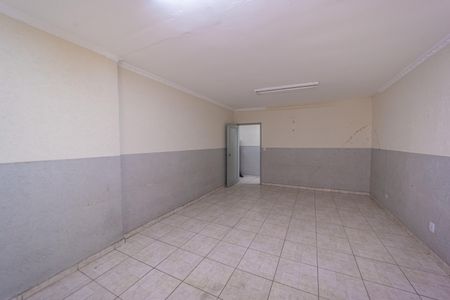 Casa para alugar com 300m², 8 quartos e 6 vagas