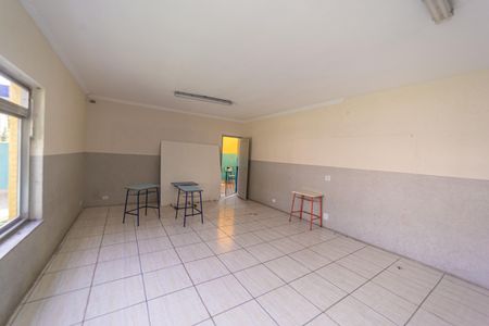 Casa para alugar com 300m², 8 quartos e 6 vagas